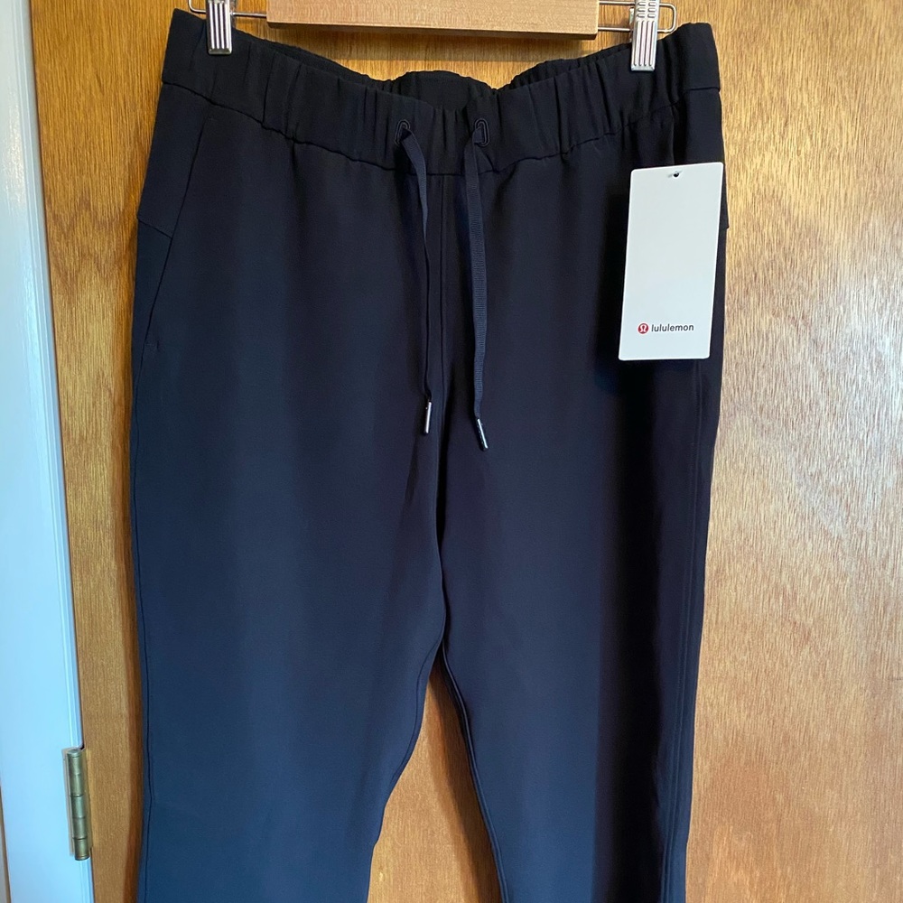 Lululemon On the Fly Crop Pants
